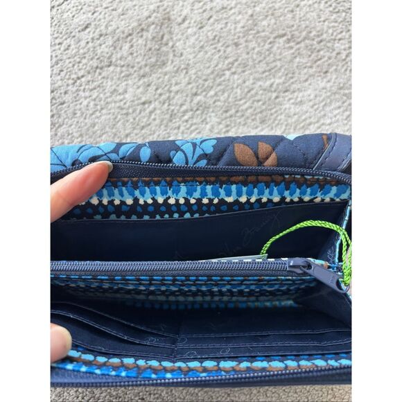 NWT Vera Bradley ultimate wristlet wallet in Java floral, $55 - Picture 6 of 10